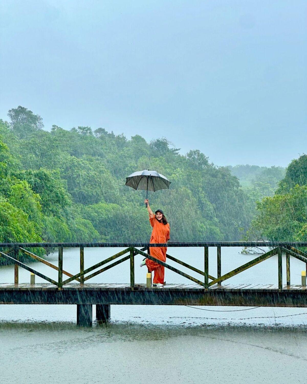 Hina had posted a photo of herself enjoying the monsoon season. She went to Lonavala for a staycation to rejuvenate herself to come back stronger. 