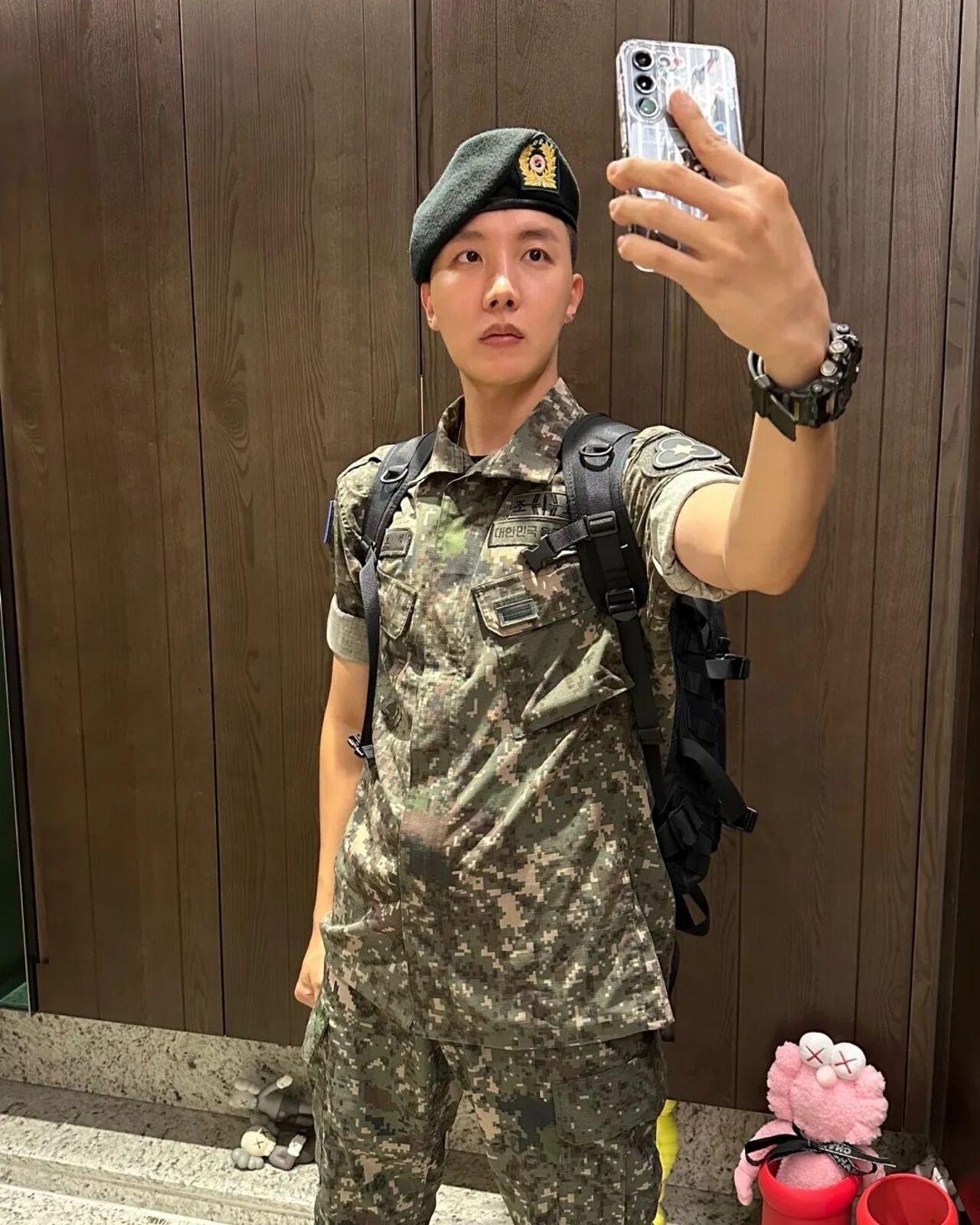 Military service is compulsory for all able-bodied males under 30 years old. 