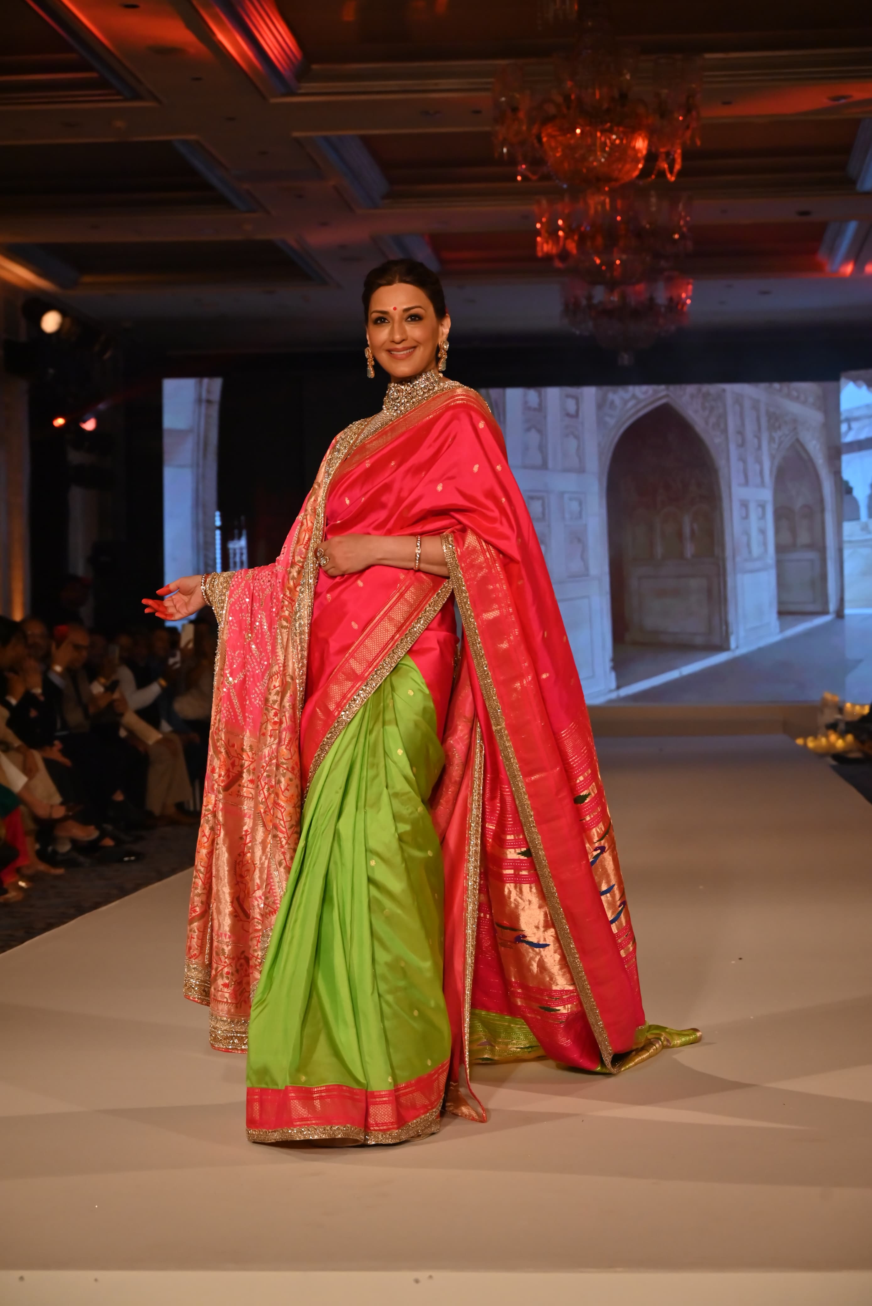 Sonali Bendre looked stunning in a Paithani sari as she graced the runway for the Manish Malhotra show. 