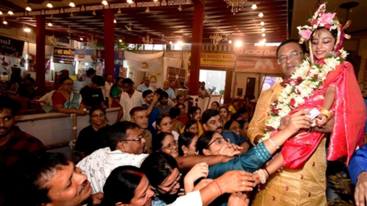 Different regions in India have their unique customs; for instance, Gujarat is famous for its lively Garba dances during this festive period