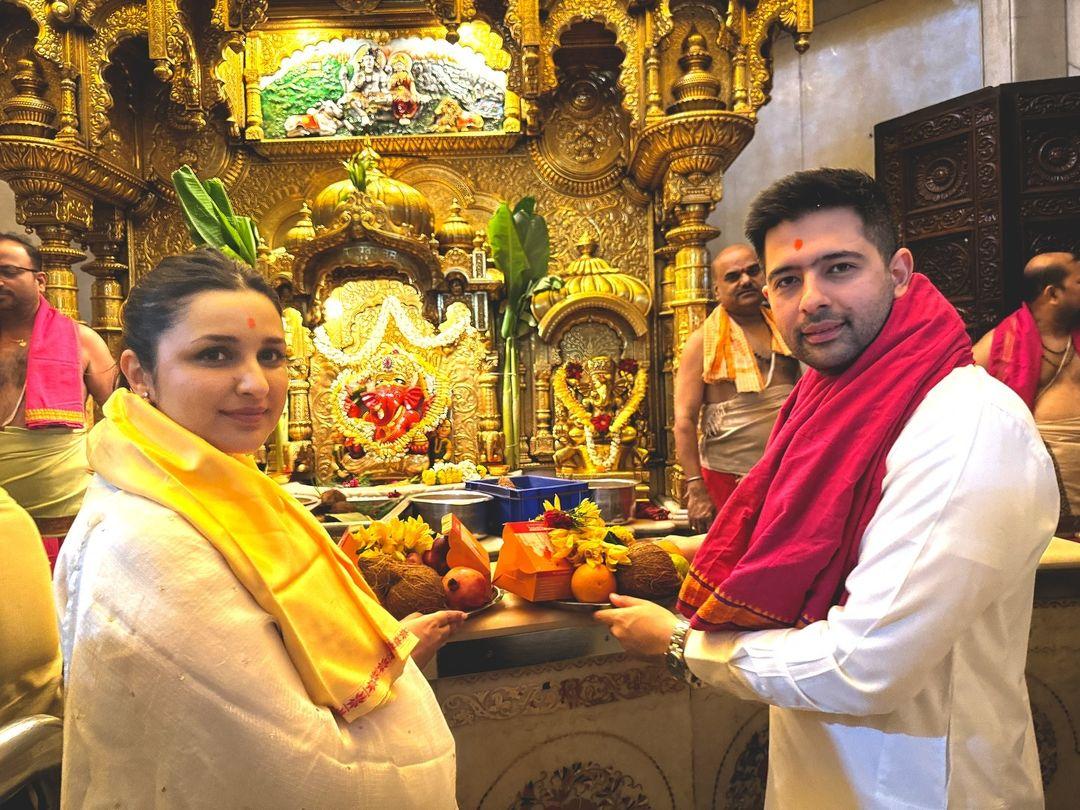 Parineeti and Raghav spent blissful moments praying to Lord Ganesha