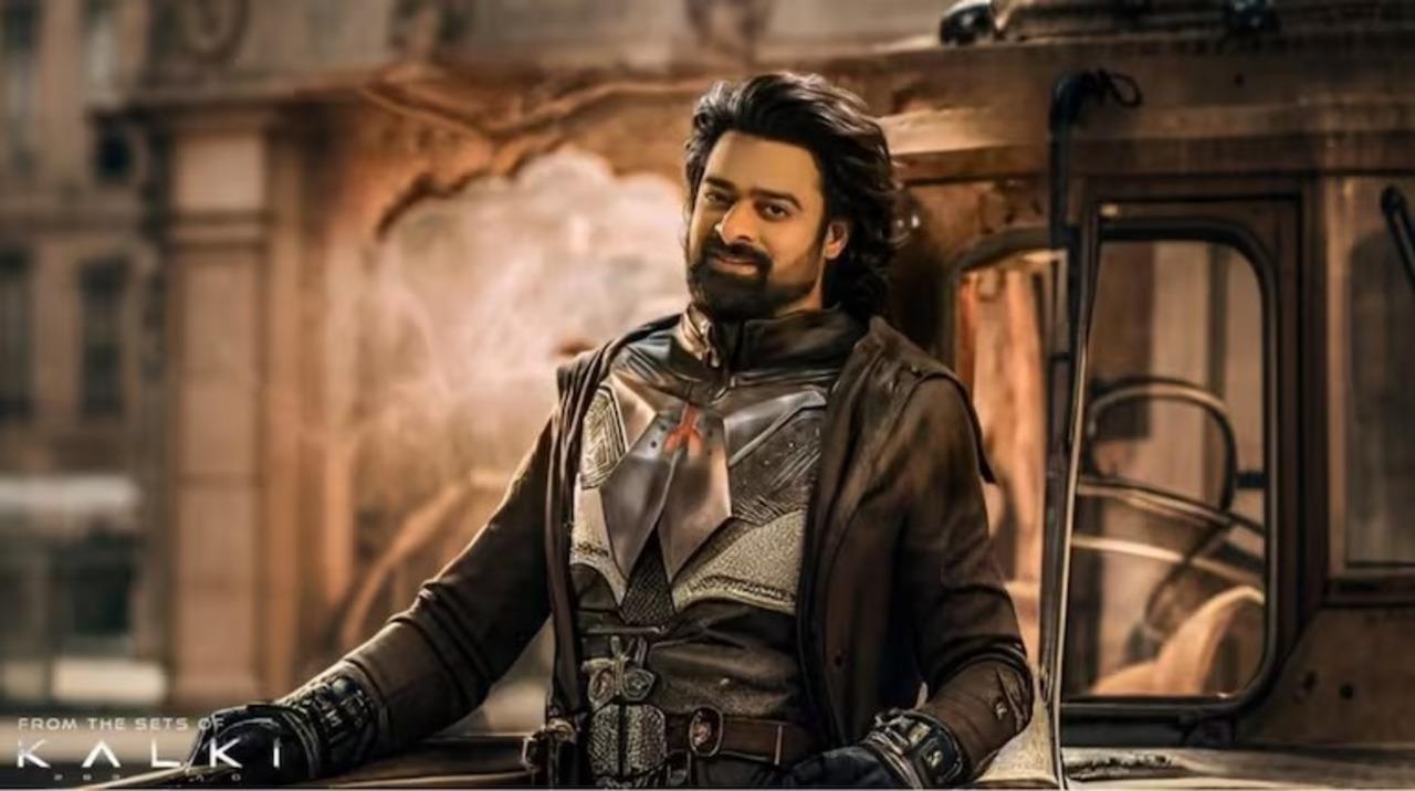 Kalki 2898 AD saw Prabhas don a cool, futuristic look that was loved by fans. He built a good physique and grew his hair out for the role