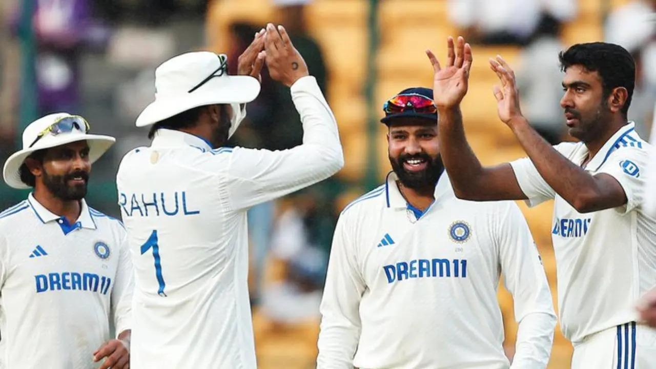 IND vs NZ 2nd Test: Team India restricts New Zealand to 259 runs