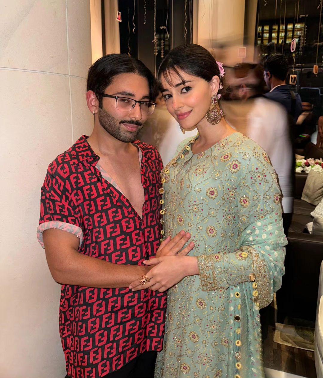 Orry posed with Ananya Panday at Radhika Merchant's birthday party. Check out her new bangs!