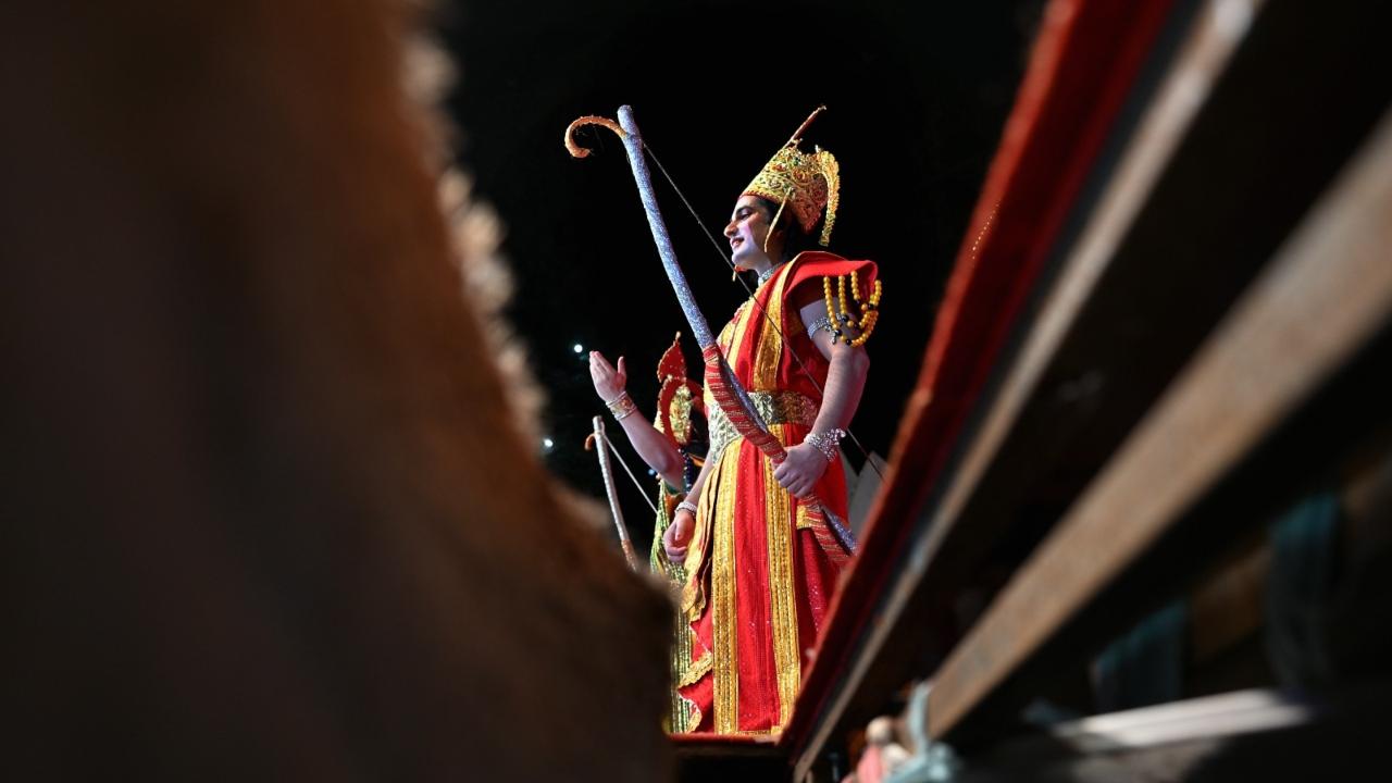The vibrant celebrations, held in various locations, showcase the rich cultural heritage and storytelling traditions during Navratri