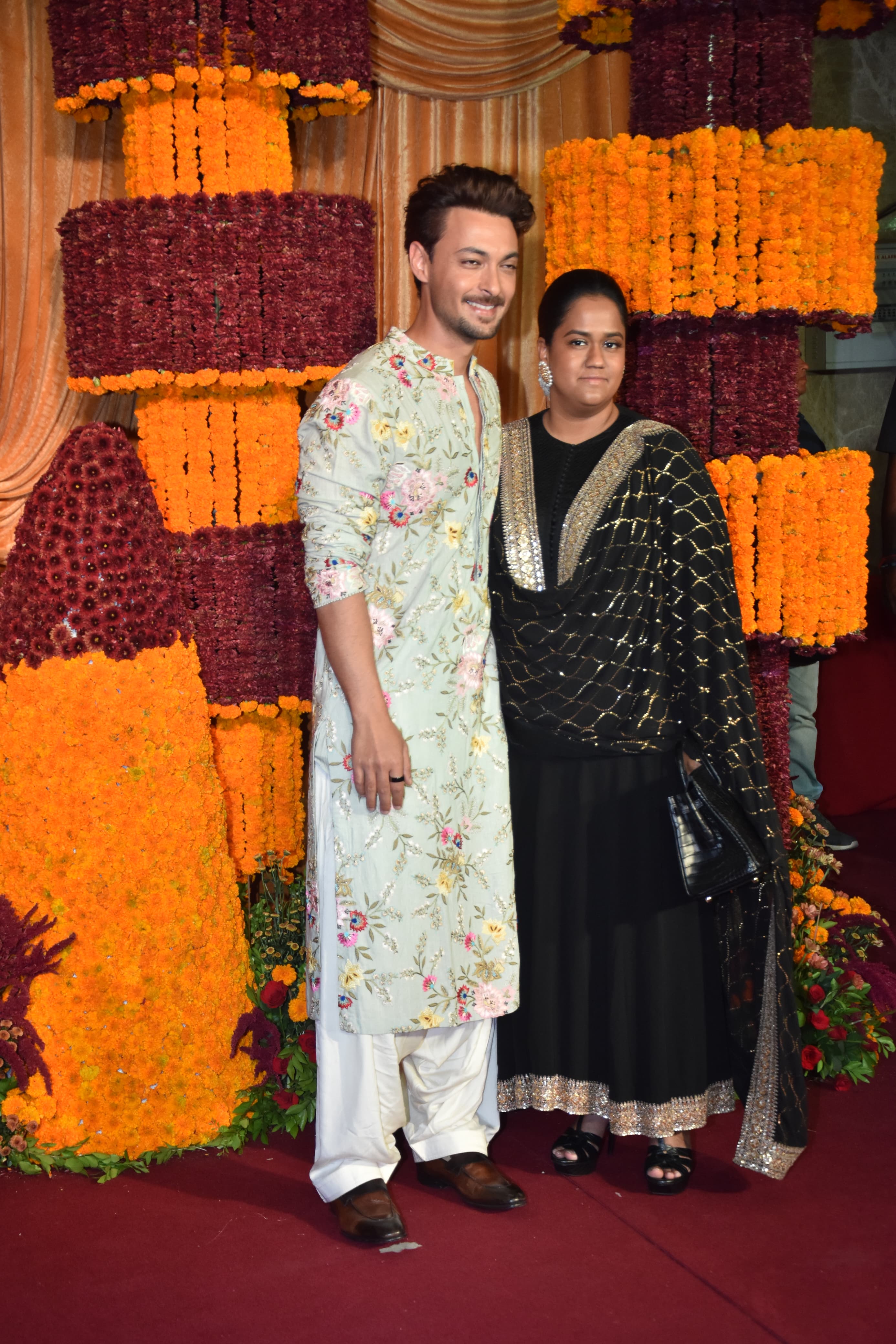 Aayush Sharma and Arpita Khan radiated love at Ramesh Taurani's Diwali bash