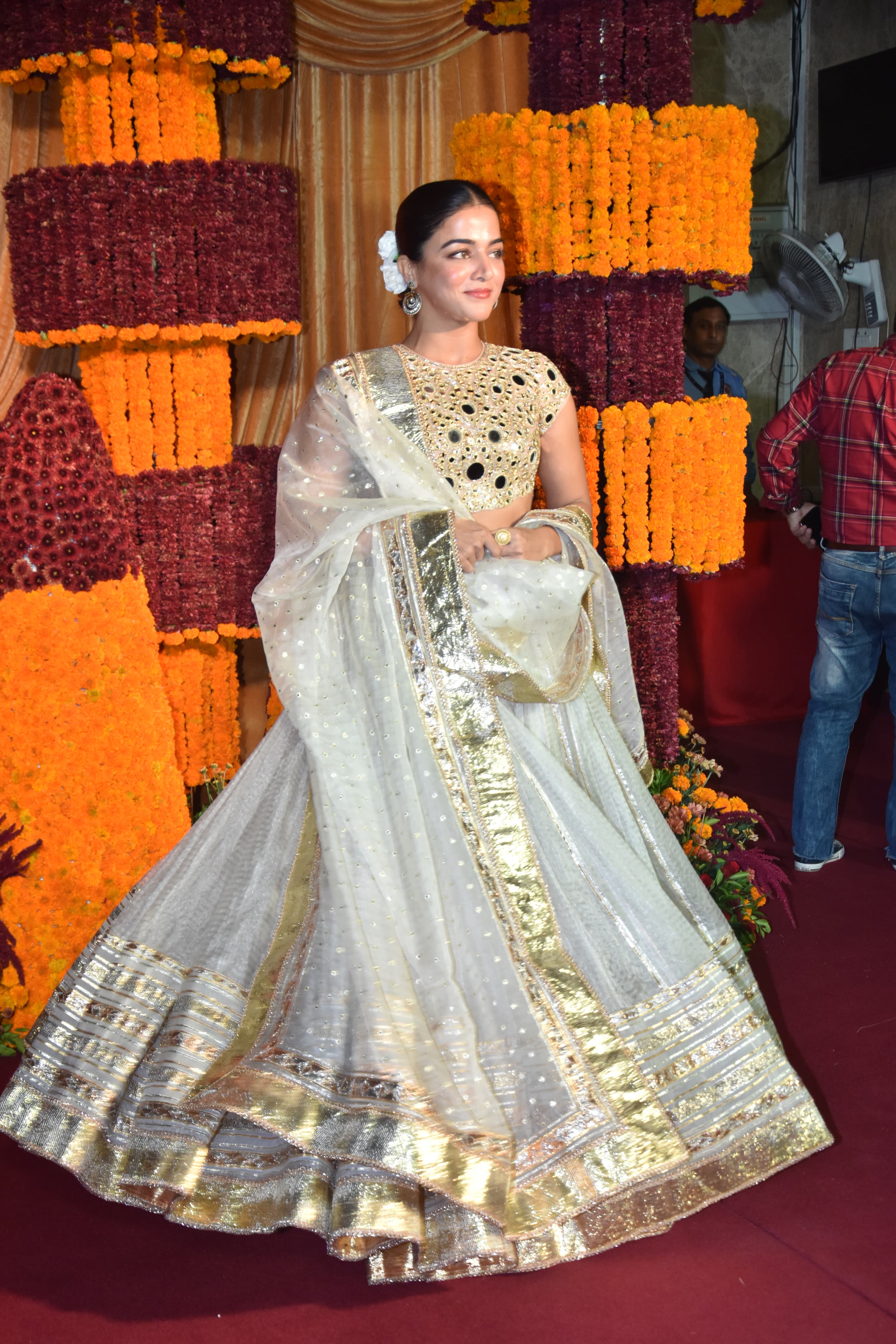 Wamiqa Gabbi looked serene at Ramesh Taurani’s Diwali bash