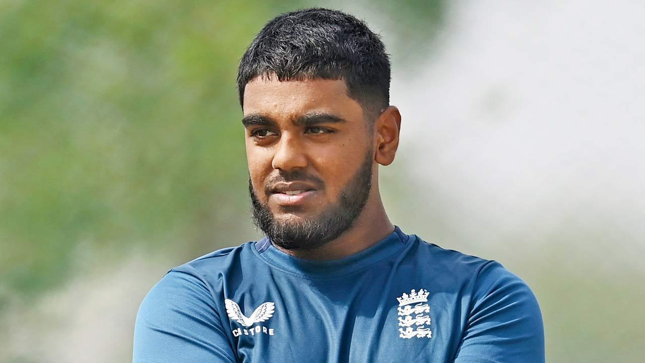 England bring in third spinner Rehan vs Pakistan