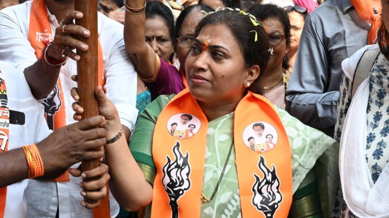 In the 2019 Maharashtra assembly elections, the BJP won 105 seats, the Shiv Sena won 56, and the Congress won 44.