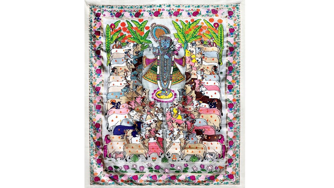 This handwoven jamdani panel (41 x 50 inches) was crafted in Srikakulam over 90 days using Khadi yarn. Known for its intricate patterns and lightness, the jamdani technique uses a supplementary weft, where additional threads are woven into the base fabric to create motifs