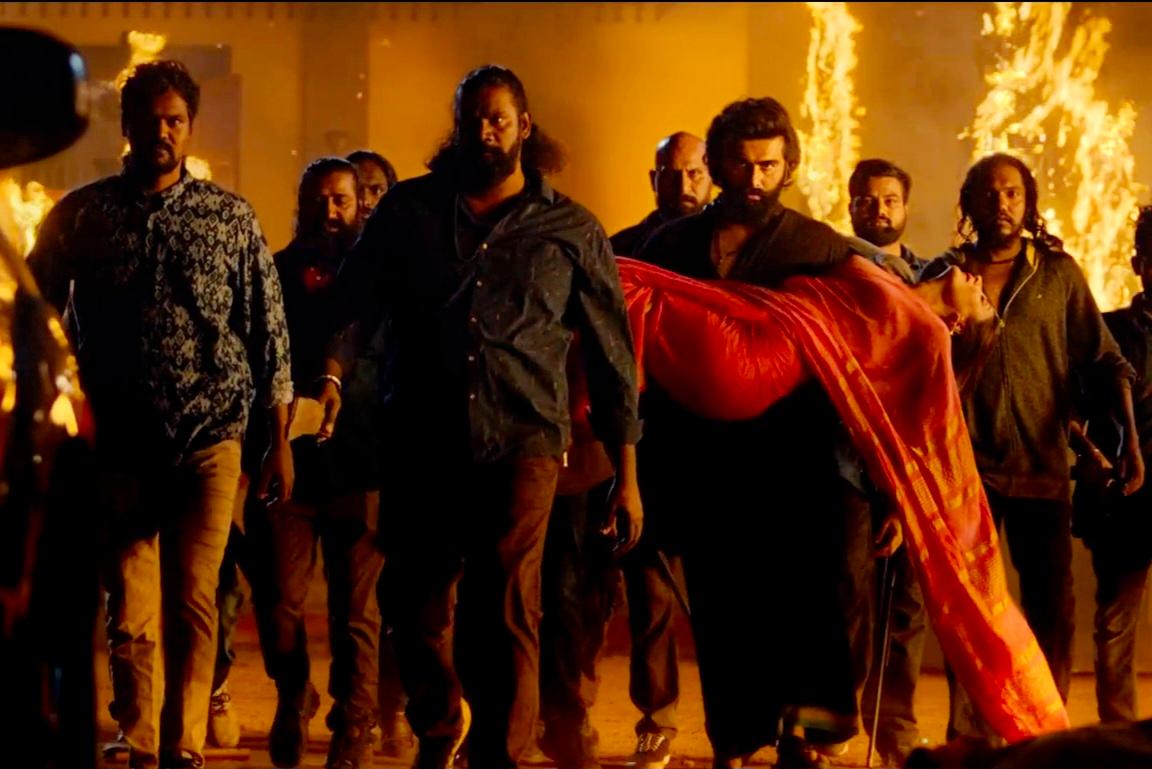 For Arjun Kapoor’s role as the villain in Singham Again, the goal was to create a character that embodied pure evil, both in personality and appearance. To achieve this, the costume and styling team went beyond the usual methods, experimenting with every aspect of his look—hair, makeup, and wardrobe—to craft a menacing and unforgettable antagonist. 