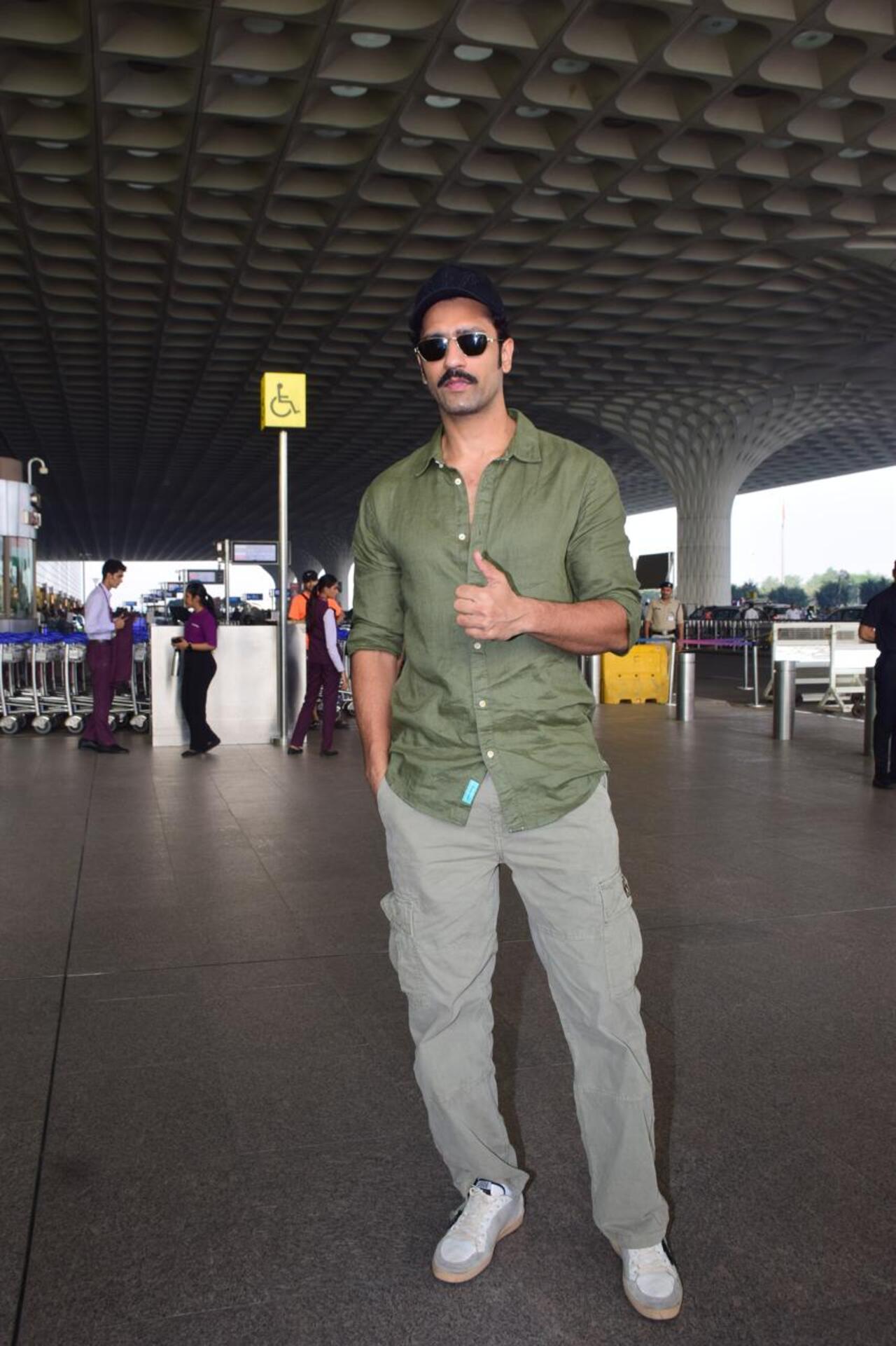 Vicky Kaushal, who will next be seen in Sanjay Leela Bhansali's Love and War was spotted at the Mumbai airport. 