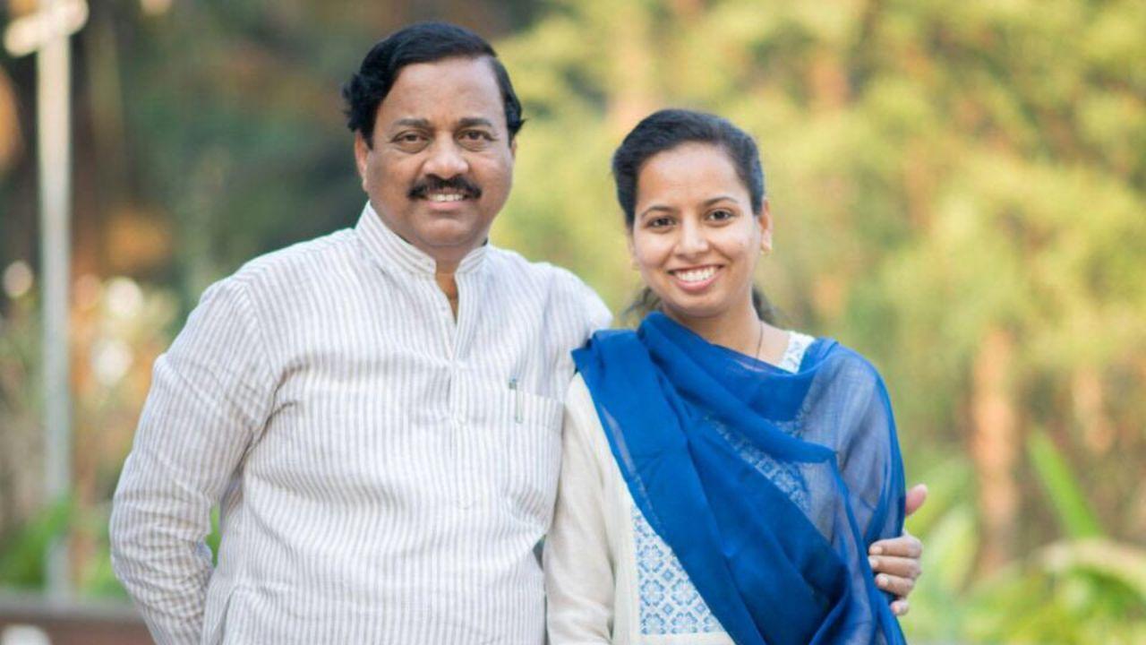 Tatkare Family: Sunil Tatkare, a senior NCP leader, has seen his family continue his political legacy. His daughter, Aditi Tatkare, is a minister in the Maharashtra government, and his son, Aniket Tatkare, is also actively involved in politics