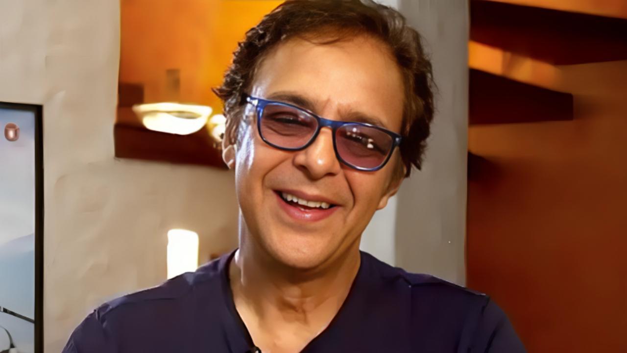 Vidhu Vinod Chopra's father SLAPPED him for wanting to be a director