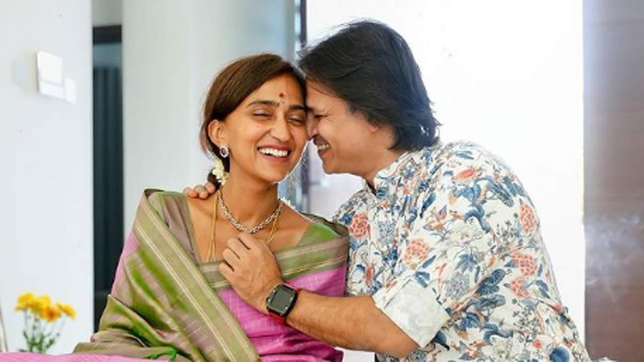 Vivek Oberoi expresses love for his wife on their 14th wedding anniversary