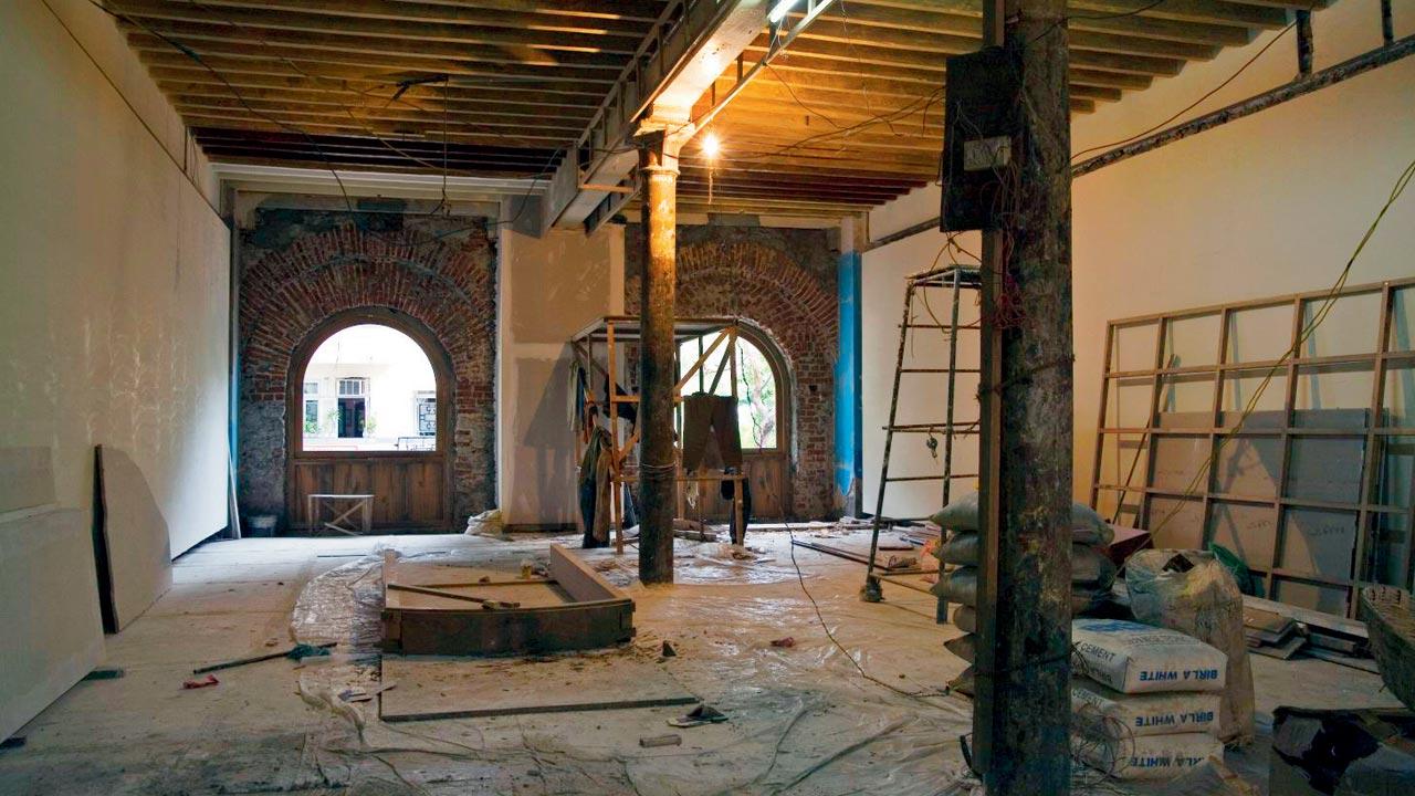 Renovation of the gallery space  at Kamal Mansion in Colaba in 2007