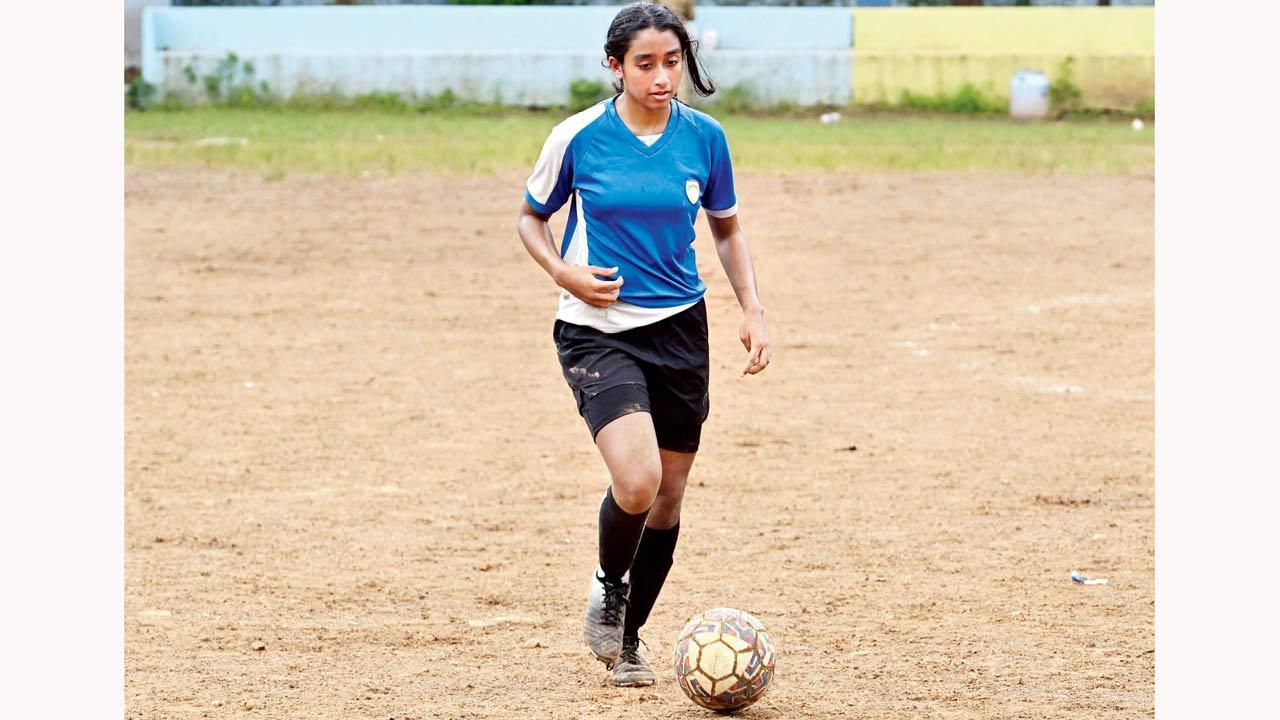 Ahana ’tricks as JBCN rout  RN Podar 3-0 to enter semis
