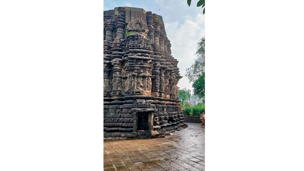 Join this heritage walk to learn more about the rich history of Ambernath