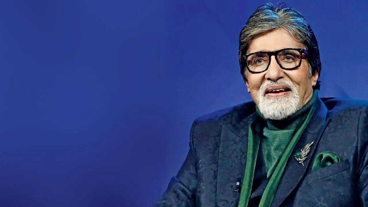 Yoga, workouts, or skipping sweets, what is Amitabh Bachchan's fitness secret?