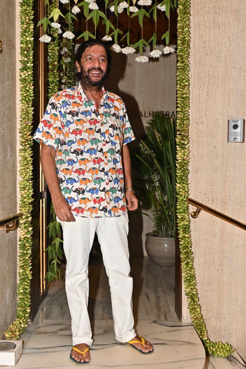 Chunky Panday looked smart in a multi-coloured kurta as he visited Manish Malhotra's residence