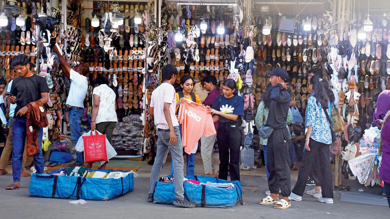 Mumbai: One week after hawker election, doubts prevail