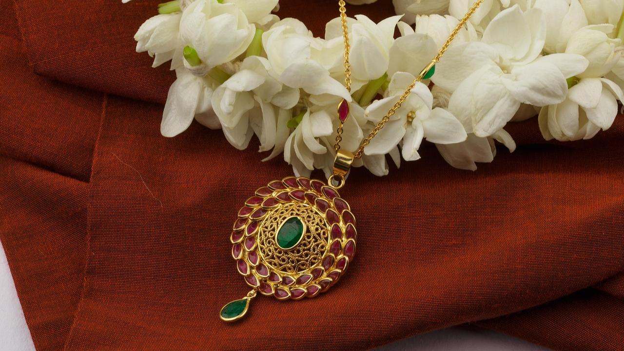 The art of accessorising traditional attire for Ganesh Chaturthi