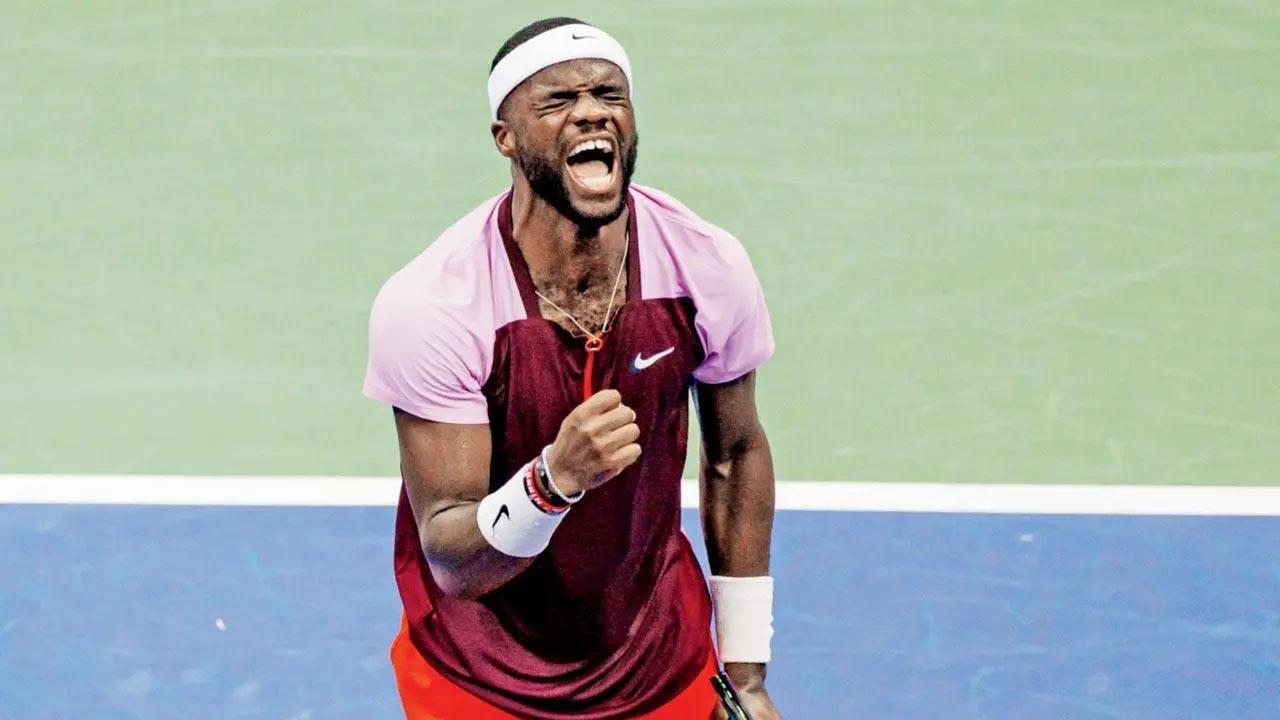 Tiafoe storms into 3rd straight quarters; Zverev through too