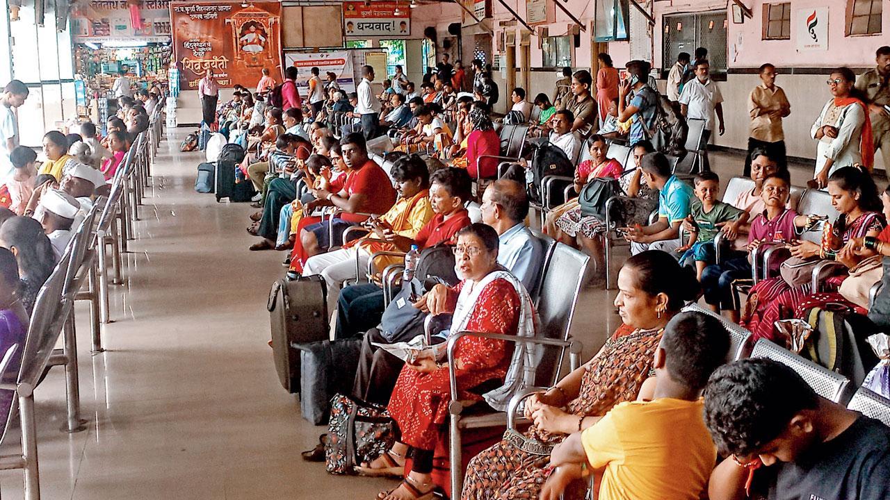 Mumbai: With Ganeshotsav just days away, MSRTC staff on strike