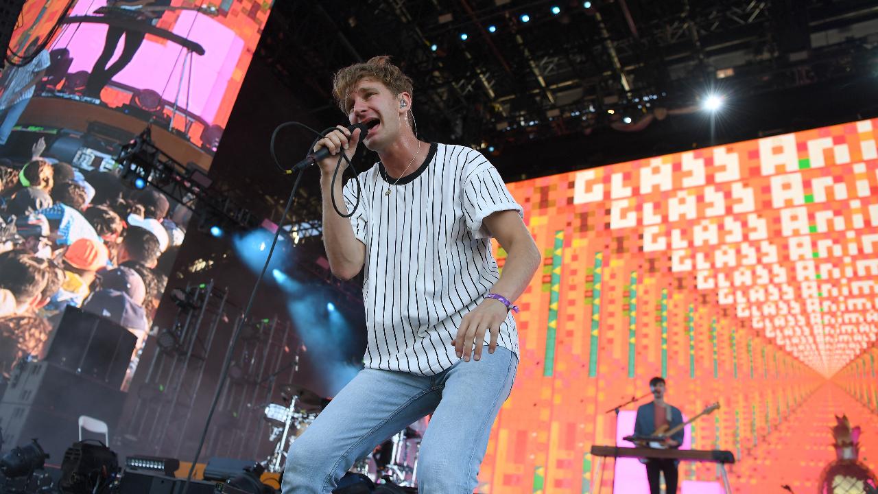 Glass AnimalsExpect Glass Animals, known for their hit single, ‘Heat Waves’, brings their hypnotic, genre-blurring sound to the stage. The English indie rock band will also most likely perform other hits like 'Take A Slice', 'A Tear in Space' and more to keep the audience hooked.