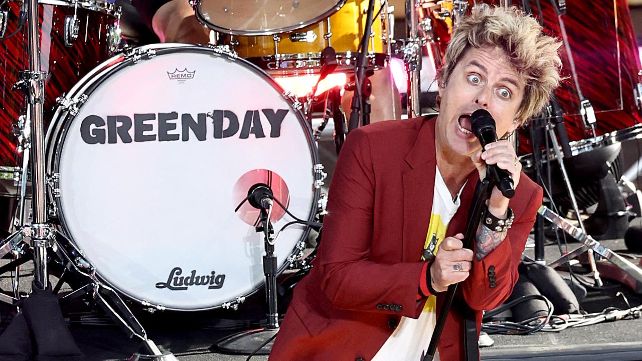 Green Day With more than 75 million records sold worldwide and 10 billion cumulative audio/visual streams, Green Day's relevance persists through their enduring anthems. Some of them are ‘American Idiot’, ‘Boulevard of Broken Dreams’ and ‘Good Riddance (Time Of Your Life)’, along with older hits like 'Basket Case'. If you are a 90s kid, you have definitely been waiting to see them live and this your opportunity to sing your heart out.