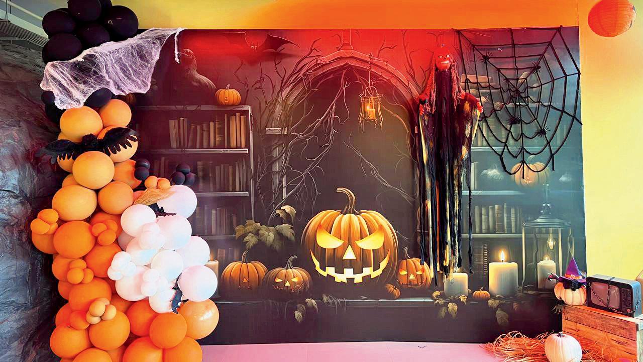 A pumpkin-themed party decor