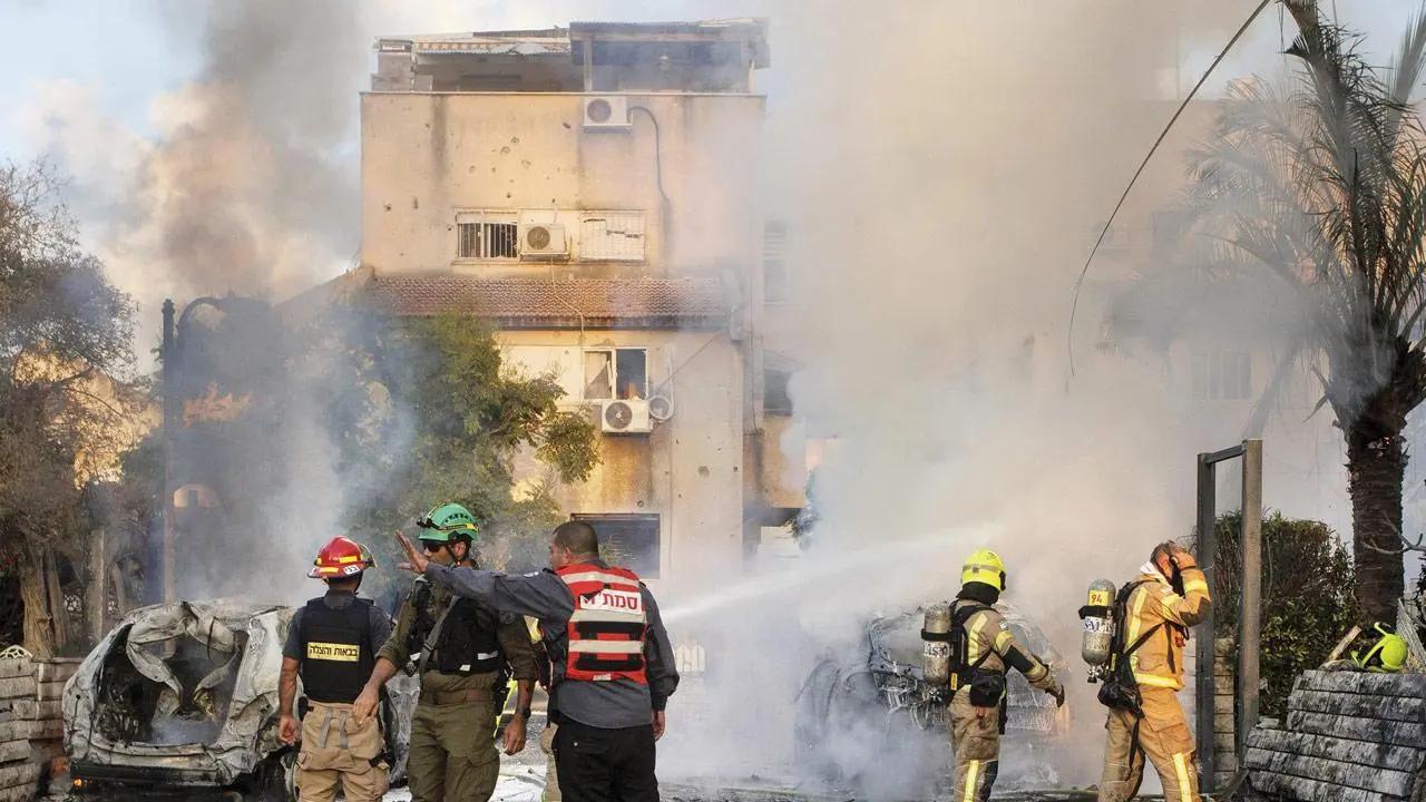 Israel calls on Lebanese to evacuate homes as it launches new strikes