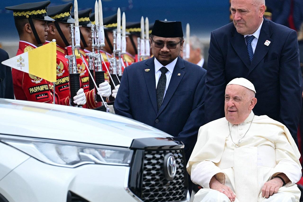 After an over 13 hour-long flight, the 87-year-old pontiff landed at the Soekarno-Hatta International Airport in Tangerang, Banten the Jakarta Post reported