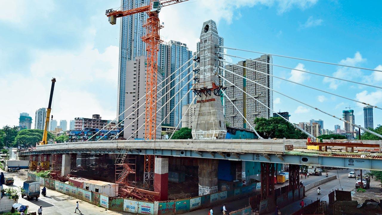 Mumbai: Iconic Reay Road Bridge takes shape; to open in November