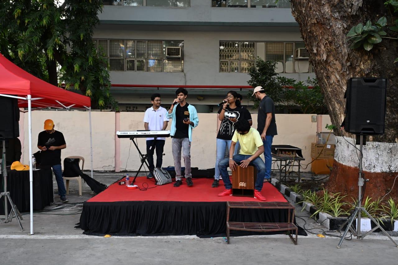 Joy Avenue will allow Mumbaikars to participate in pickleball, garba-salsa, zumba, escape room, chair yoga, kickboxing, skating, box cricket, music, painting, etc
