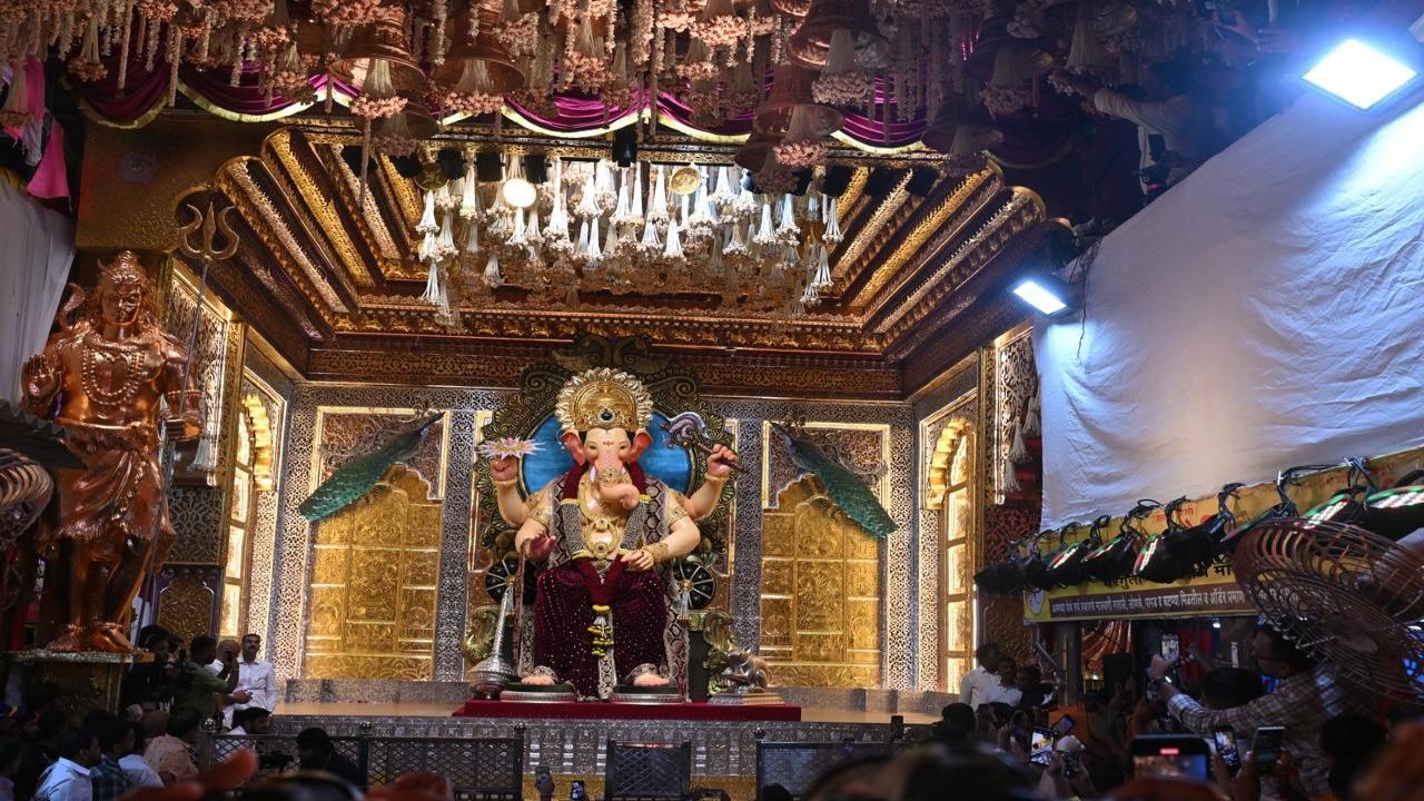 Catch the first look of Lalbaugcha Raja 2024