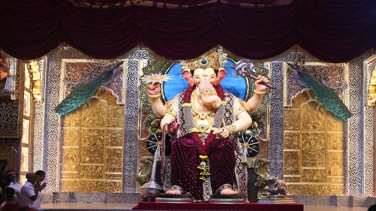 The Lalbaugcha Raja Mandal unveiled the first look of this year's idol on Thursday, September 5, two days ahead of the Ganeshotsav 2024 festivities