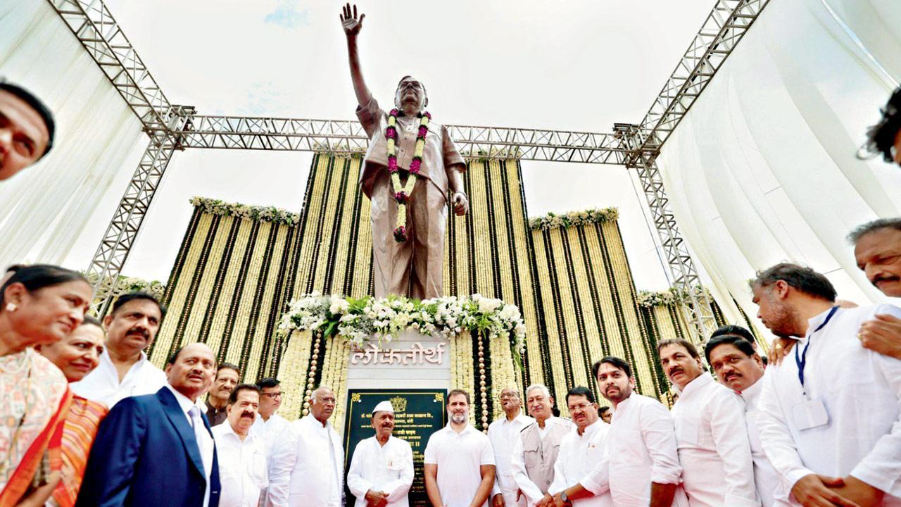 Maharashtra: Uddhav Thackeray skips event attended by Rahul Gandhi