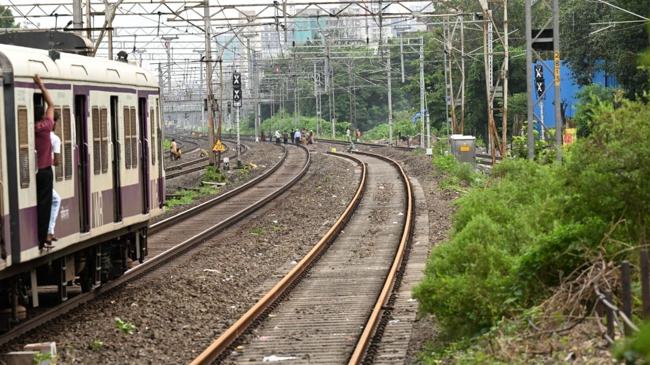 A few slow trains operating between Churchgate and Borivali stations will be short-terminated and reversed from Goregaon station, revealed the press release issued by Vineet Abhishek, the Chief Public Relations Officer of Western Railway
