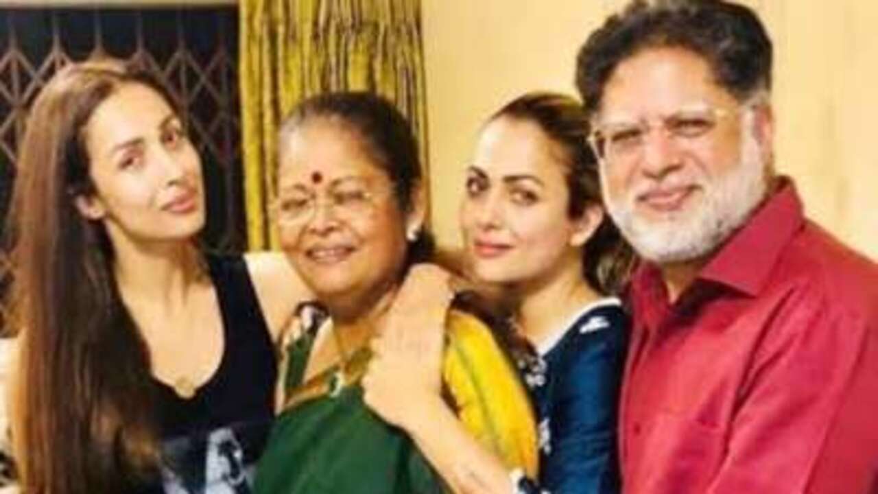 From celebrating important dates to having casual meet-ups, Malaika has always stayed close to her father