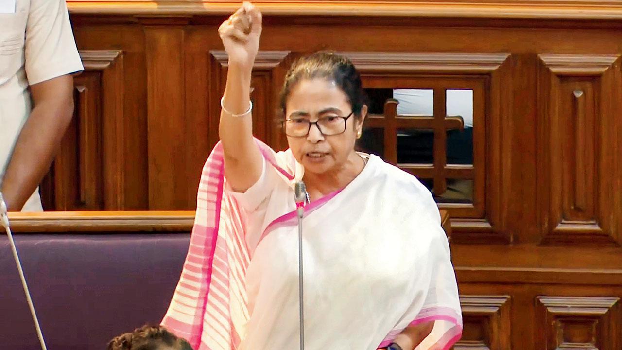 Centre moves SC, for non-cooperation by West Bengal govt