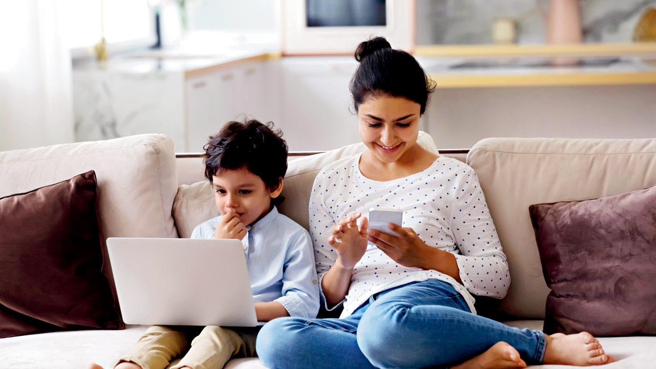 Experts suggest parental supervision during restricted screen time to avoid adverse effects such as irritability and reduced social awareness