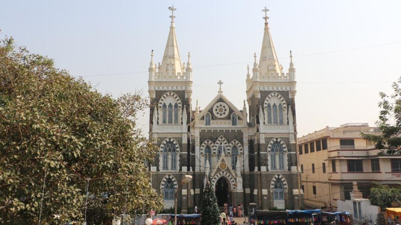 Mumbai Police issues traffic restrictions around Mount Mary Church ahead of Bandra Fair 2024