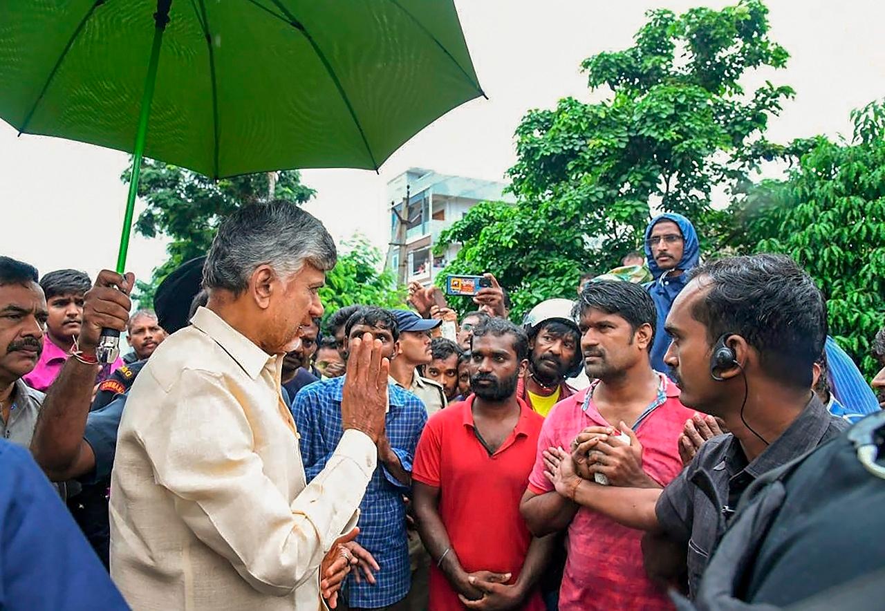 Further, the Chief Minister instructed officials to distribute food and water bottles to the affected people