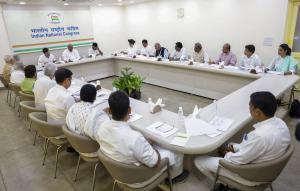 In Photos: Mallikarjun Kharge, Rahul Gandhi hold meeting with AICC secretaries