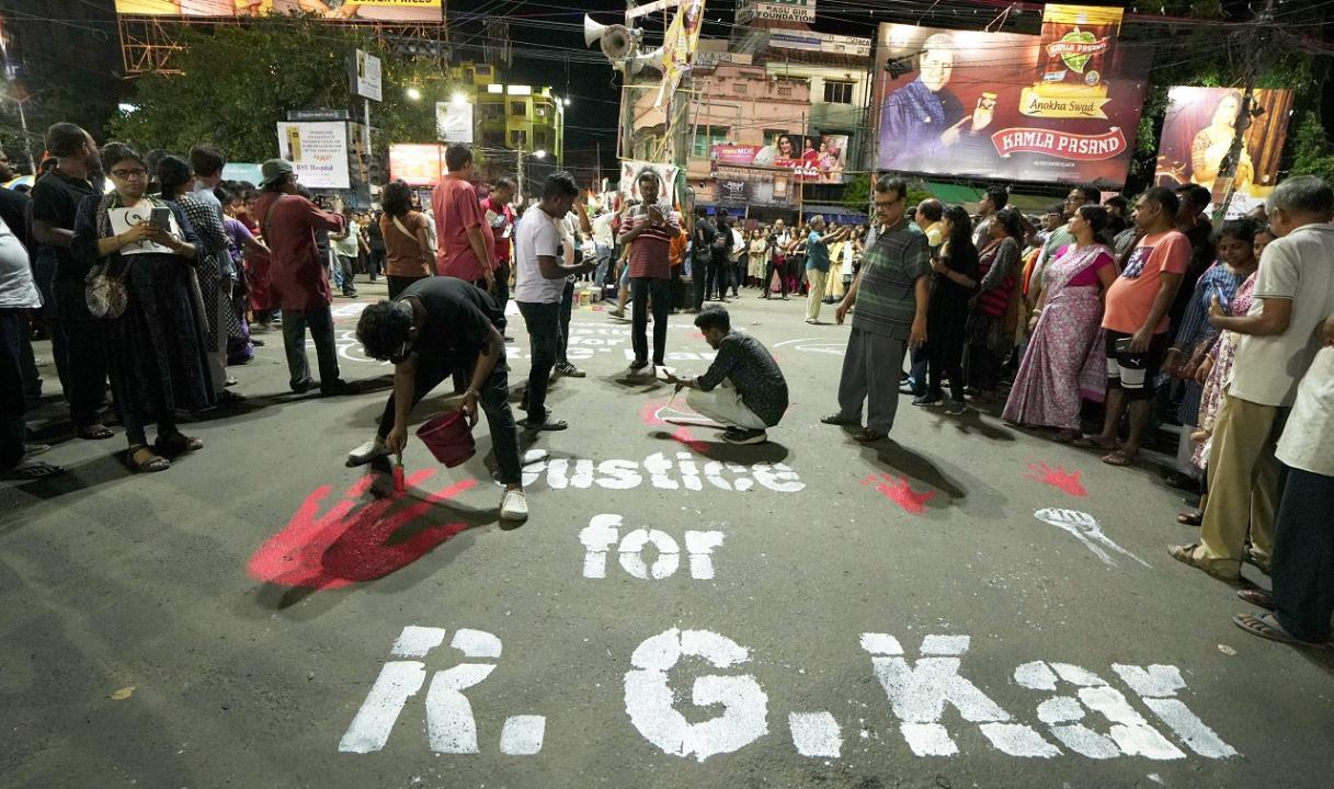 In Photos: Junior doctors' stir over RG Kar hospital horror to continue