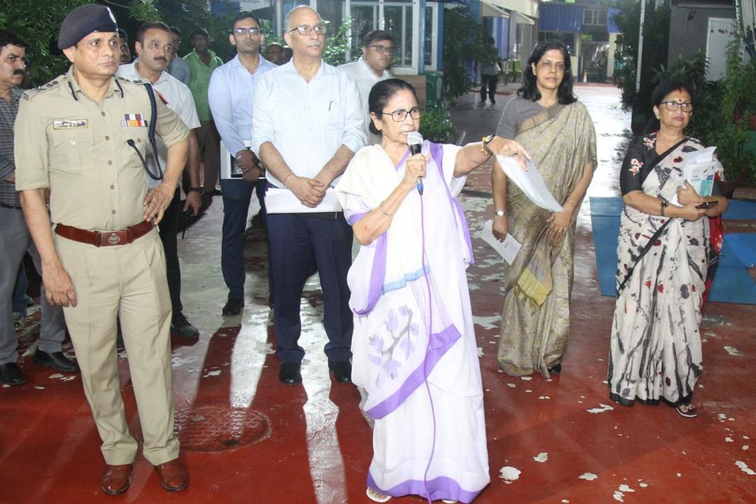 In Photos: Mamata Banerjee agrees to doctors' demands