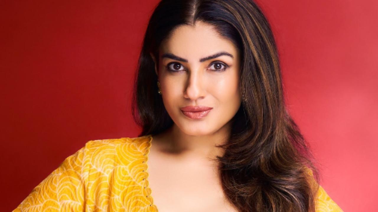 Raveena Tandon promises to meet a fan in London after denying him a selfie : 'I’m really sorry for that day'