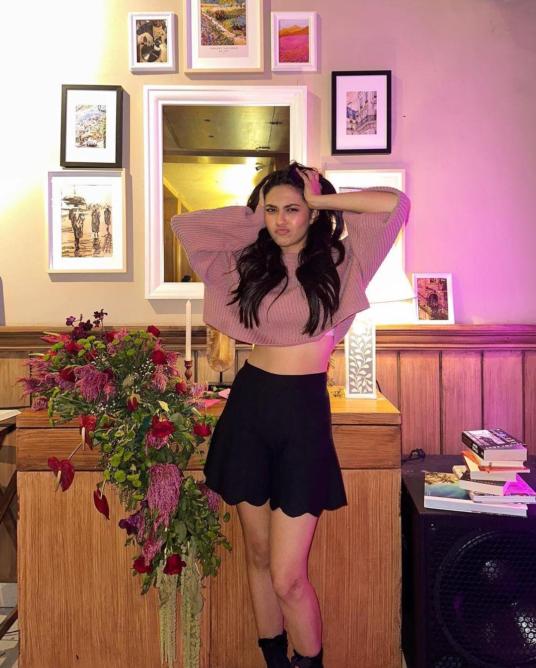 With minimal makeup and candid poses, Reem made our hearts skip a beat!