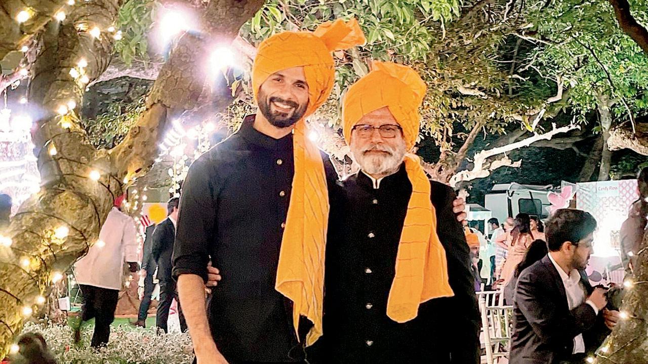 Shahid Kapoor with Pankaj Kapur